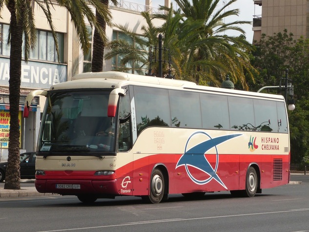 Servicio de autobús de la la empresa "La Chelvana"