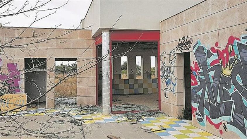"Nou" edifici de l'escoleta infantil construïda 