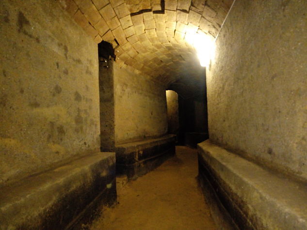 Interior del refugi antiaeri de Silla